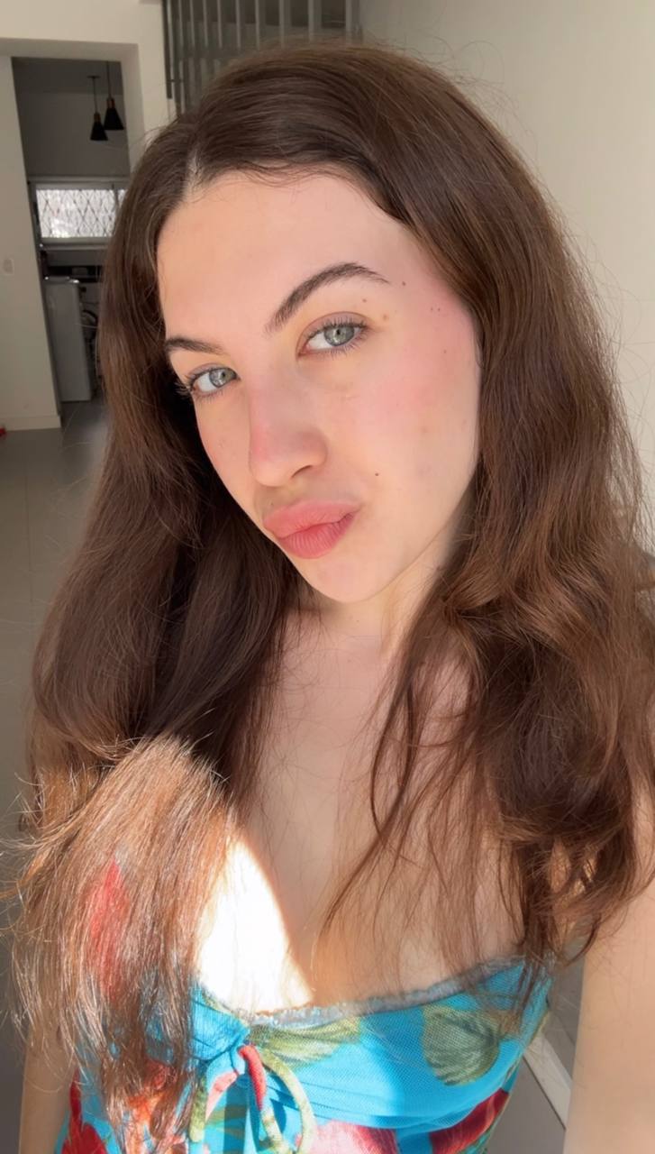 Nude girl Amber in Xiangtan