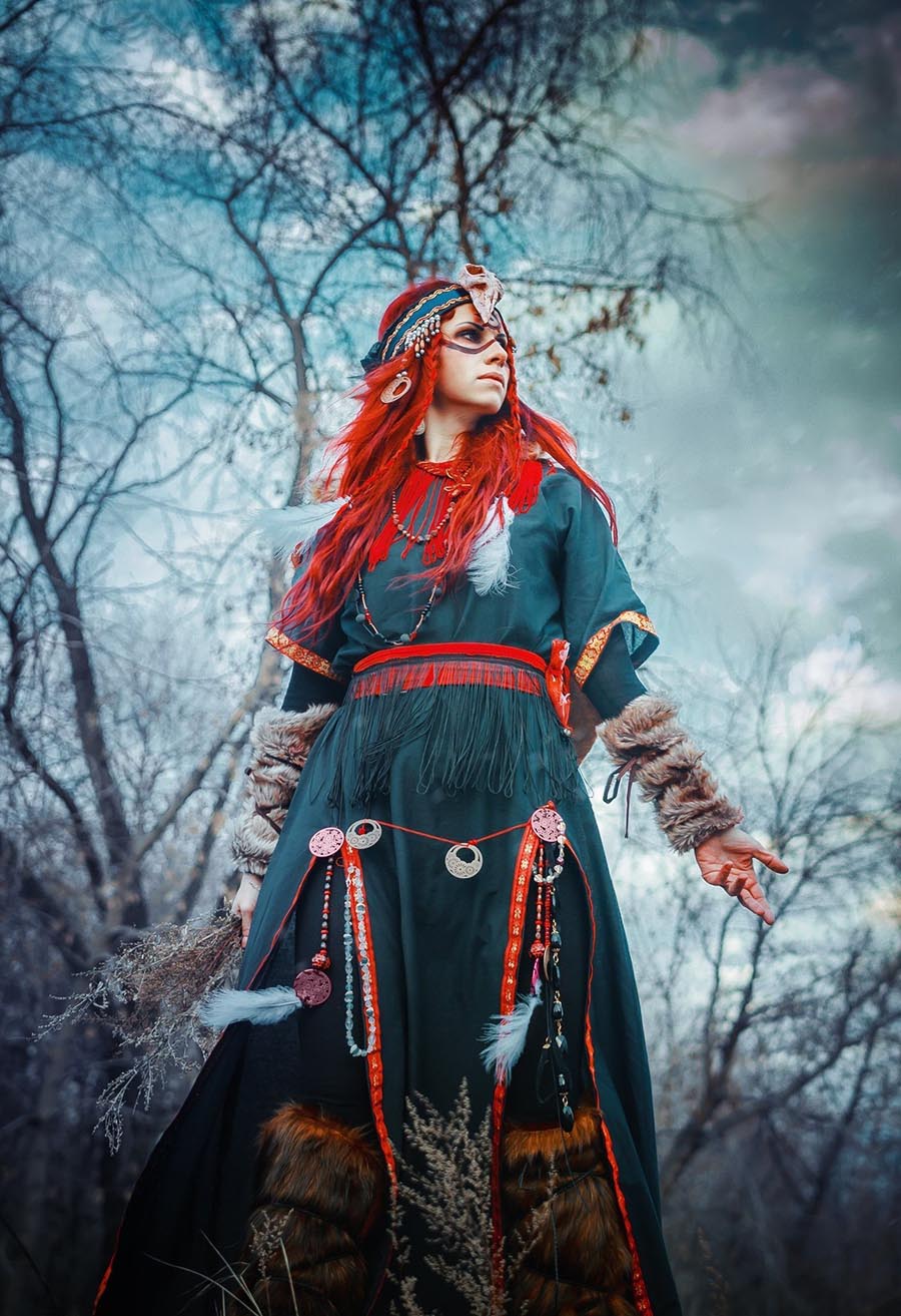 Take a pause and enjoy Girls in Slavic costumes — streaming from Xiangtan