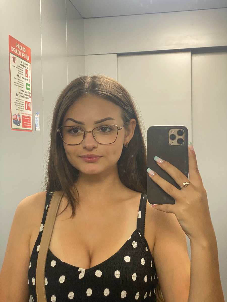 Sexy model Stacy in Xiangtan